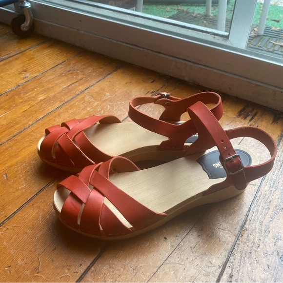 Swedish Hasbeens Red Leather Sandals Size 41 - Picture 5 of 9